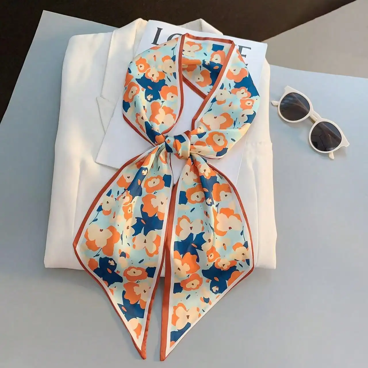 Damski wiosenny/letni codzienn – Silk Scarf Square recenzja i cena