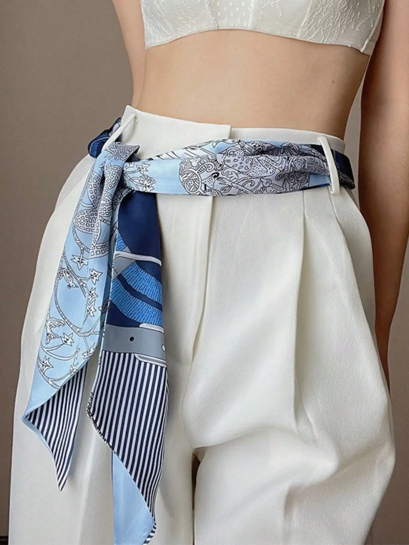 Damski wiosenny/letni codzienn – Silk Scarf Square recenzja i cena