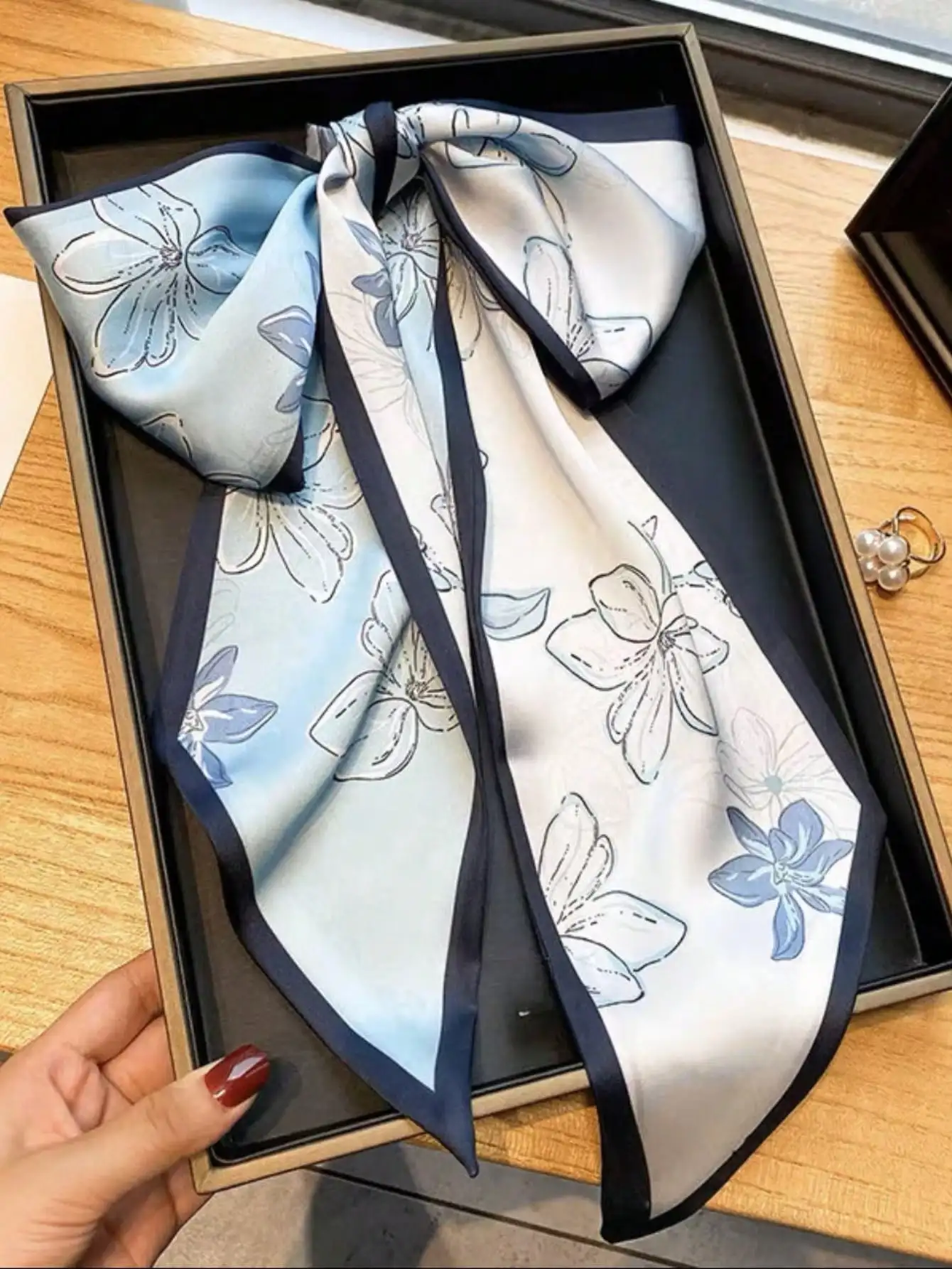 Damski wiosenny/letni codzienn – Silk Scarf Square recenzja i cena