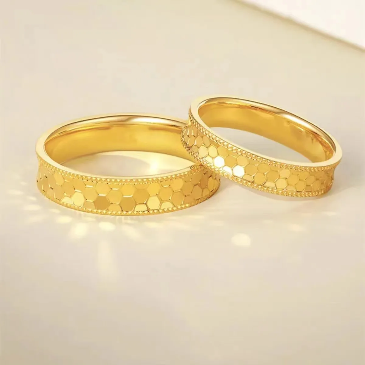 Pierścionek o strukturze plast – Women Accessories Dubai recenzja i cena