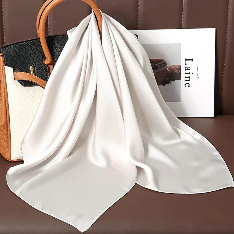 Luksusowa jednokolorowa jedwab – Silk Scarf Square recenzja i cena