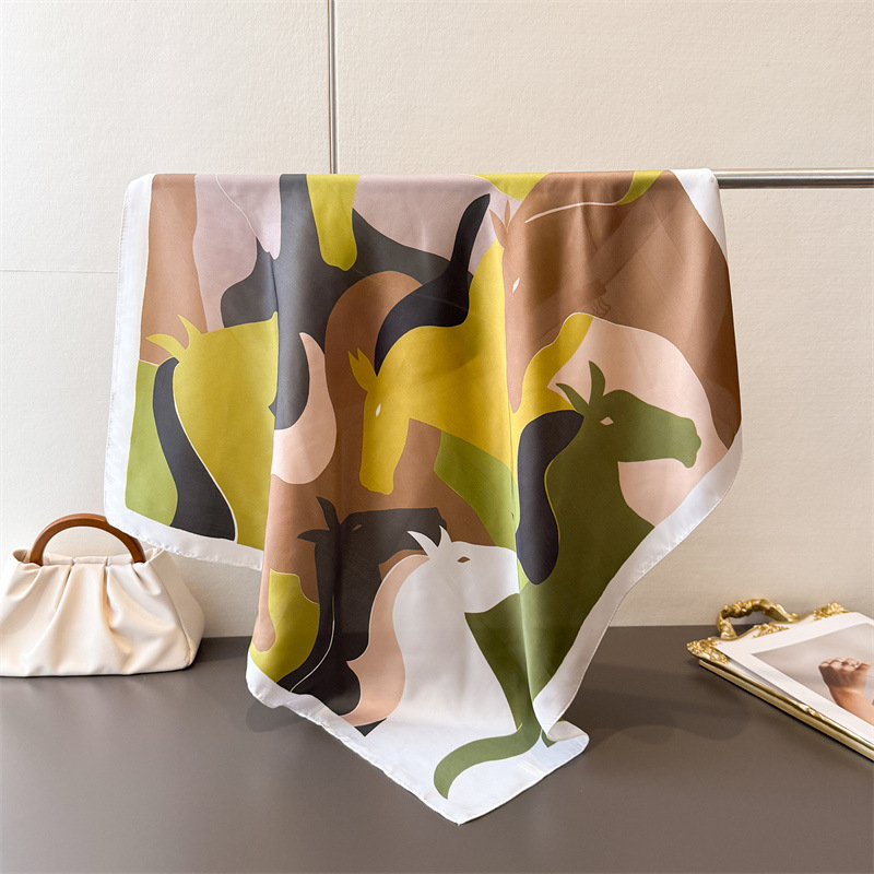 Nowa damska kwadratowa apaszka – Silk Scarf Square recenzja i cena