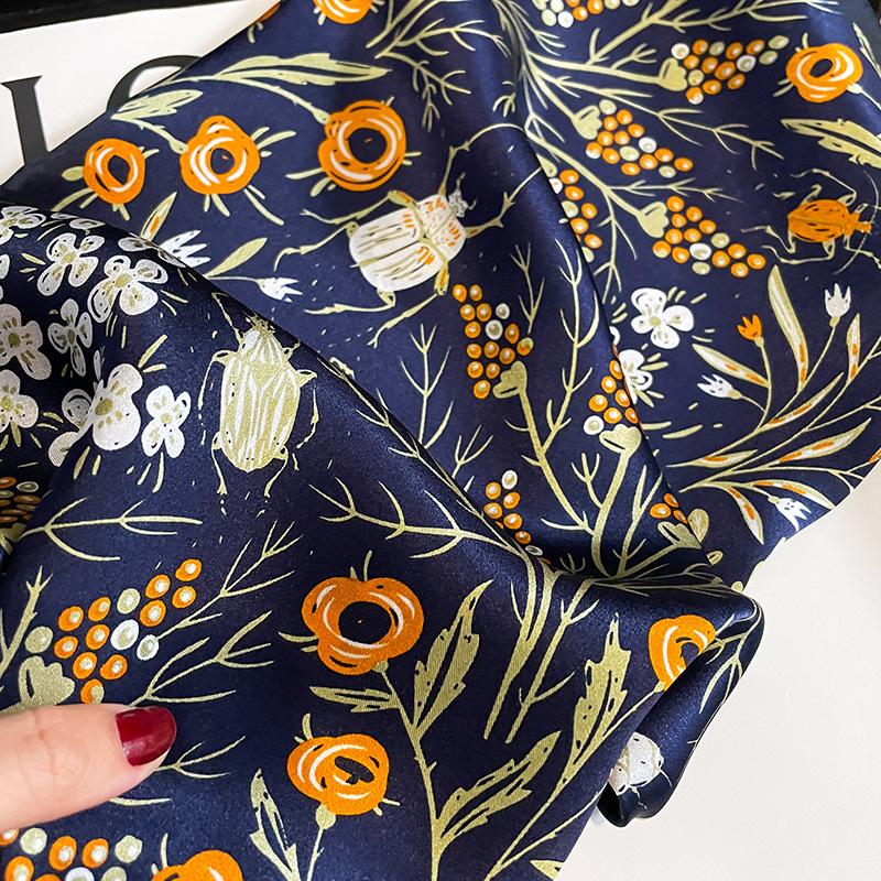Modny szal damski ze 100% praw – Silk Scarf Square recenzja i cena